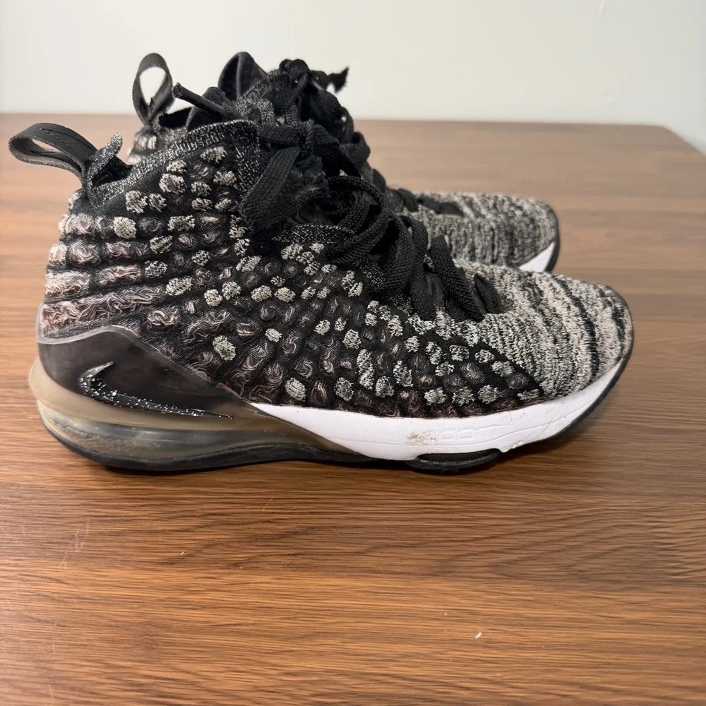 Nike sleek sneakers